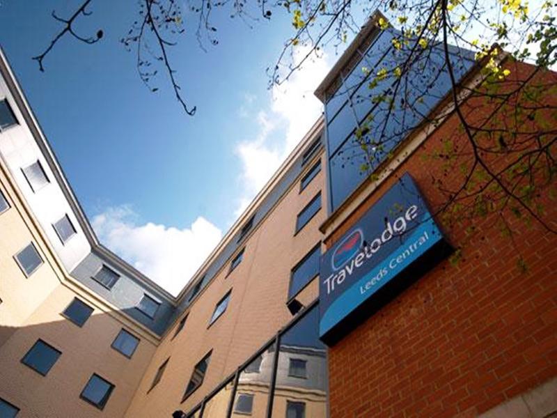 Travelodge Leeds Central エクステリア 写真