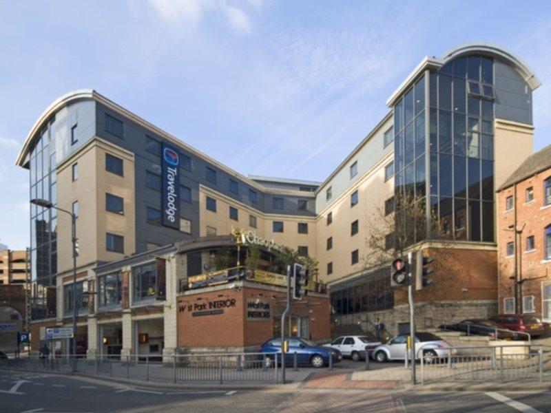 Travelodge Leeds Central エクステリア 写真