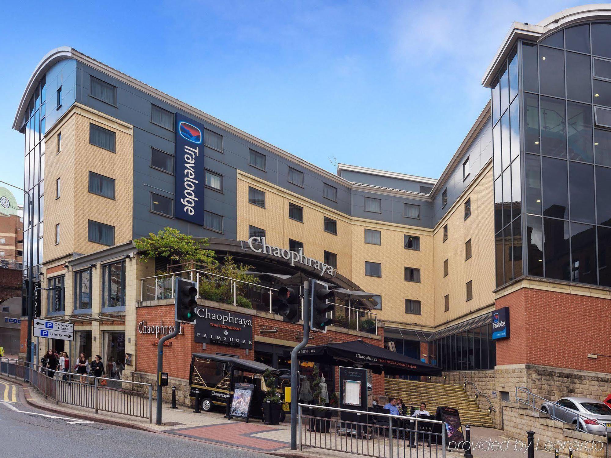 Travelodge Leeds Central エクステリア 写真