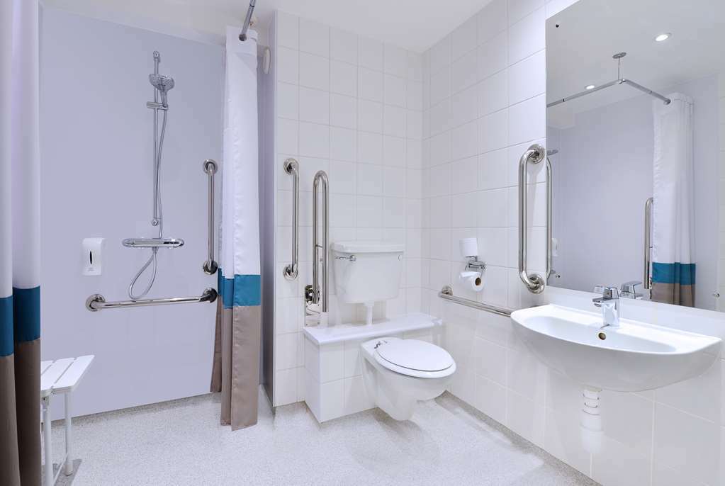 Travelodge Leeds Central 部屋 写真